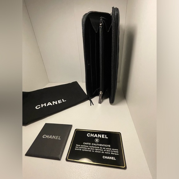 Chanel Cambon quilted wallet - Picture 5 of 15